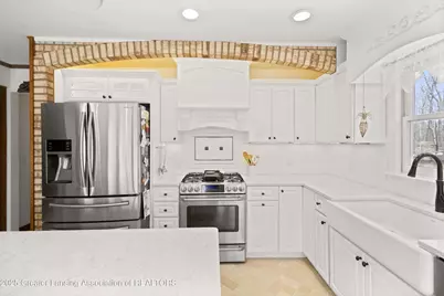 11781 W Herbison Road, Eagle, MI 48822 - Photo 2