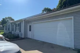 6754 Paw Paw Ave, Coloma, MI 49038 - Photo 6