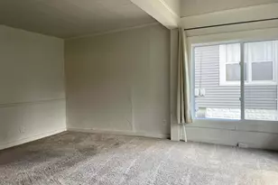 379 Western Ave, Benton Harbor, MI 49022 - Photo 4