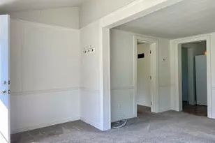 379 Western Ave, Benton Harbor, MI 49022 - Photo 6