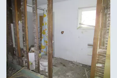 562 W Van Buren Street, Battle Creek, MI 49037 - Photo 8