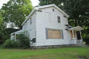 562 W Van Buren St, Battle Creek, MI 49037 - Photo 1