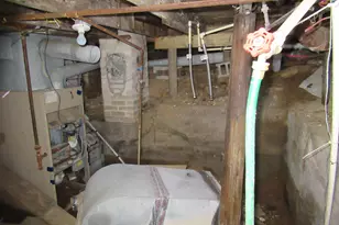 562 W Van Buren St, Battle Creek, MI 49037 - Photo 18