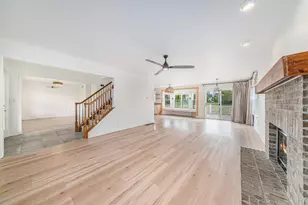 403 Pembroke Dr, Saline, MI 48176 - Photo 6