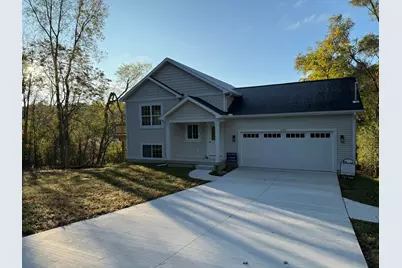 1860 Kreft Street NE, Grand Rapids, MI 49525 - Photo 2