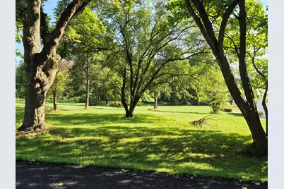 309 Highland Street, Jonesville, MI 49250 - Photo 2