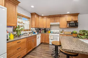 4075 Kimble Lake Dr, Vicksburg, MI 49097 - Photo 4