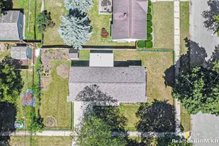 3100 Glenbrook Dr, Lansing, MI 48911 - Photo 6