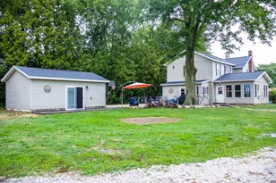 710 S Elm St, Three Oaks, MI 49128 - Photo 28