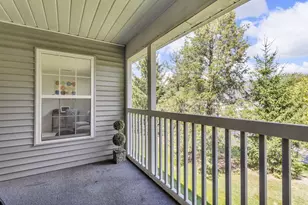 745 W Barrington Cir, Jackson, MI 49203 - Photo 26