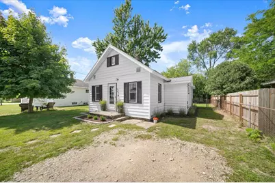 3283 McCracken Street, Norton Shores, MI 49441 - Photo 2
