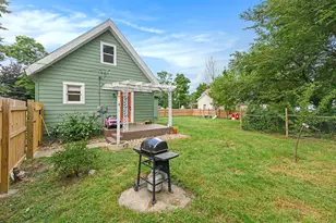 403 Elm St, Paw Paw, MI 49079 - Photo 18