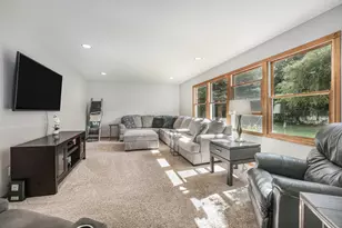 8882 S Osborn Ave, Fremont, MI 49412 - Photo 12