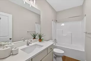 14323 Bridgeview Pointe, Vicksburg, MI 49097 - Photo 6