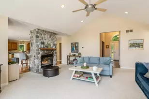 7805 Cougar Dr, Delton, MI 49046 - Photo 14