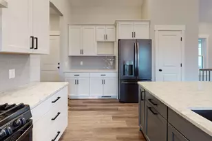 4699 Lexem Dr, Hudsonville, MI 49426 - Photo 12