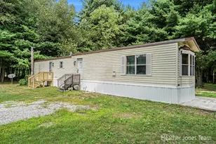 1066 Fisk Ave, Morley, MI 49336 - Photo 14