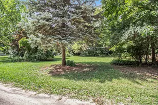 3446 Charing Cross Rd, Ann Arbor, MI 48108 - Photo 8