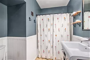 532 E Main Ave, Zeeland, MI 49464 - Photo 10