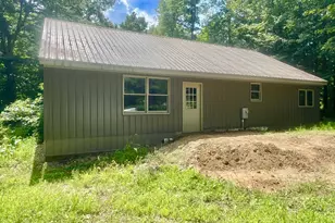 2201 S Sand Lake Rd, Hillsdale, MI 49242 - Photo 6