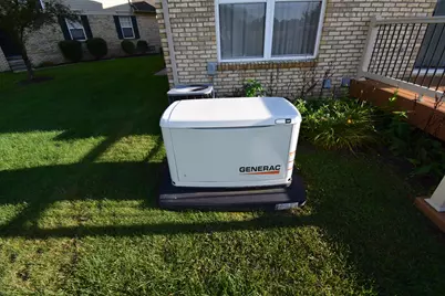 25430 Bohn Court, Flat Rock, MI 48134 - Photo 10