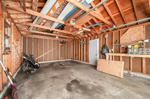 203 N 3rd Ave, Big Rapids, MI 49307 - Photo 30