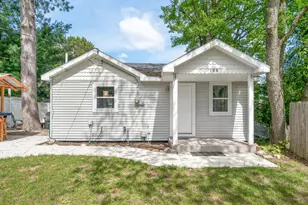 108 Henderson Pl, Cadillac, MI 49601 - Photo 1