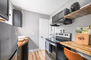 108 Henderson Pl, Cadillac, MI 49601 - Photo 8