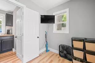 108 Henderson Pl, Cadillac, MI 49601 - Photo 12