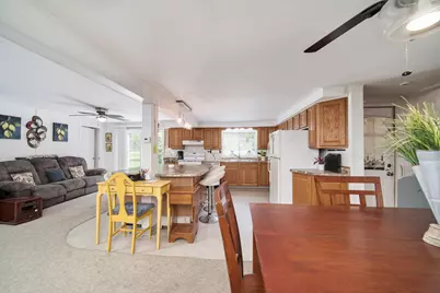 6665 Lakeshore Road, Manistee, MI 49660 - Photo 10