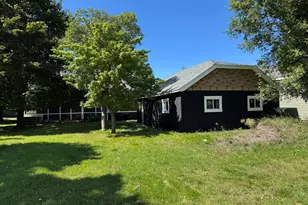 805 High St, Manistee, MI 49660 - Photo 6