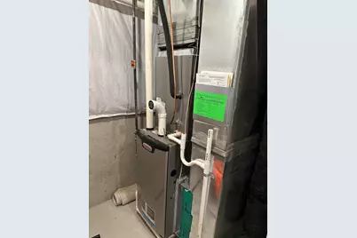 8982 Creekway Drive, Ypsilanti, MI 48197 - Photo 10