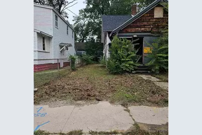 56 E Lincoln Avenue, Muskegon Heights, MI 49444 - Photo 2