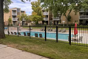 4921 N Crooks Rd, Royal Oak, MI 48073 - Photo 32
