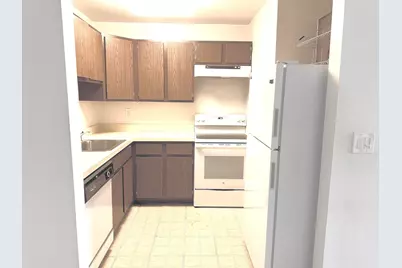 4921 N Crooks Road #N-10, Royal Oak, MI 48073 - Photo 14