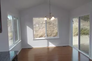 10643 Valley View Dr, Saline, MI 48176 - Photo 12