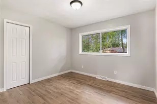 4761 Kalamazoo Ave SE, Kentwood, MI 49508 - Photo 10