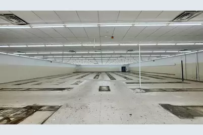 1381 E Main Street, Edmore, MI 48829 - Photo 4