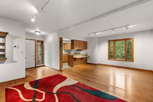 651 N 5th Ave, Ann Arbor, MI 48104 - Photo 8