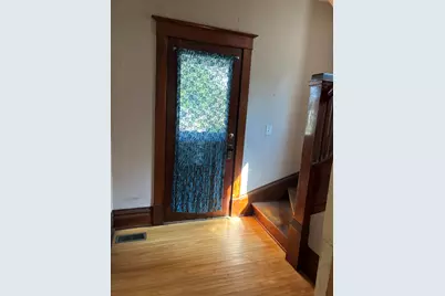 810 Vine Street, Manistee, MI 49660 - Photo 2