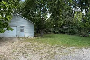 210 E Washington St, Greenville, MI 48838 - Photo 28
