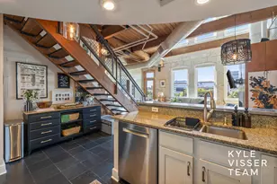 600 Monroe Ave NW, Grand Rapids, MI 49503 - Photo 12