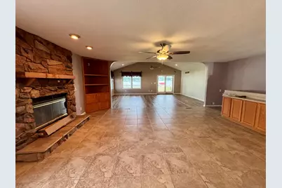 68738 S S Shore Drive, Edwardsburg, MI 49112 - Photo 4