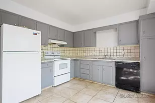944 Lancashire Ct SE, Grand Rapids, MI 49508 - Photo 20