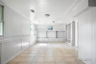 944 Lancashire Ct SE, Grand Rapids, MI 49508 - Photo 18