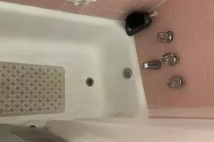 18752 Faust Ave, Detroit, MI 48219 - Photo 8