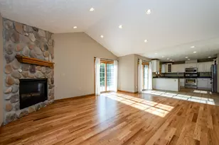 4751 Harlan Dr, Watervliet, MI 49098 - Photo 10