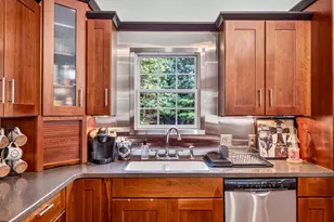 6472 Beverlyway Dr, Twin Lake, MI 49457 - Photo 14