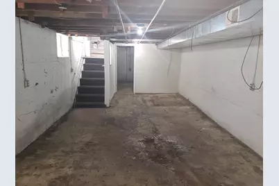 758 W Huron Street, Pontiac, MI 48341 - Photo 10