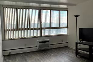 8900 E Jefferson Ave, Detroit, MI 48214 - Photo 4